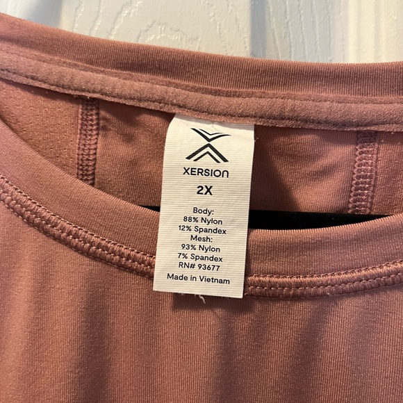 Xersion pink work out top - Picture 3 of 4